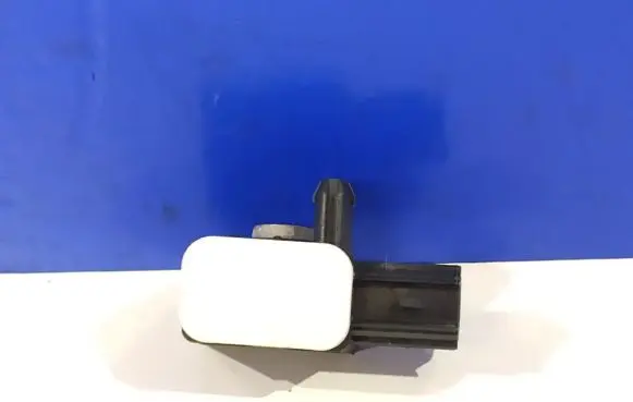 Volvo S60 Airbag deployment crash/impact sensor 31334336