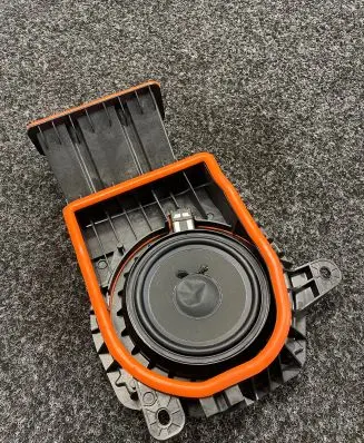 BMW X1 U11 Front door speaker 9878330