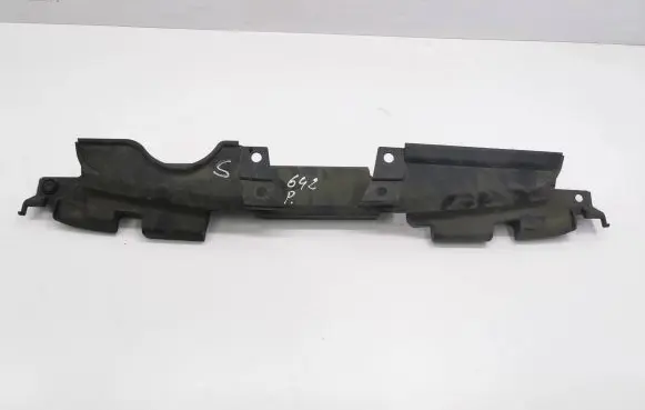Engine bonnet/hood lock trim molding