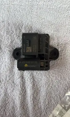 Mercedes-Benz E W212 Glow plug pre-heat relay A6519002203