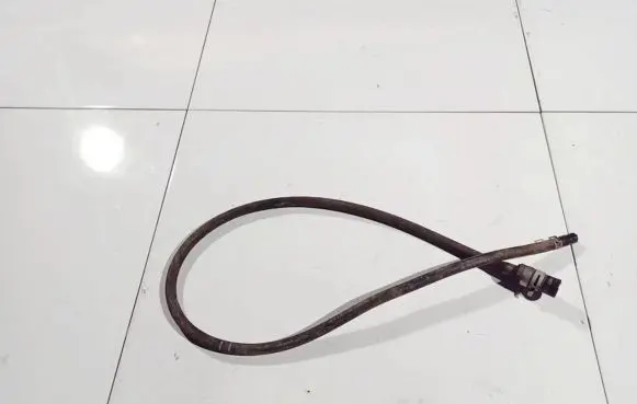 Mercedes-Benz S W220 Engine coolant pipe/hose