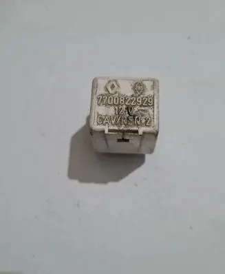 Renault Scenic I Other relay 7700822929
