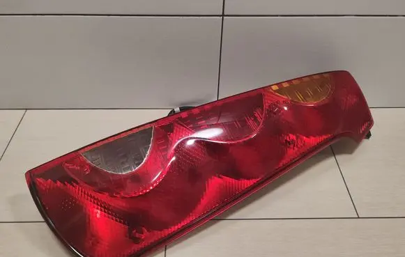 Nissan Note (E11) Rear/tail lights 22016752
