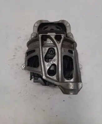 Audi A4 S4 B9 Engine mount bracket 4M0199371C