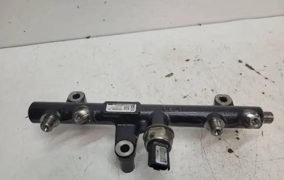 Peugeot Expert Fuel main line pipe 9681909680 28497Z01