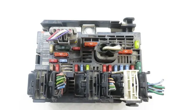 Citroen C4 I Picasso BSM Control unit 9667044980