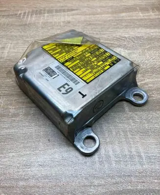 Toyota Prius (XW20) Airbag control unit/module 8917047390 1523006952