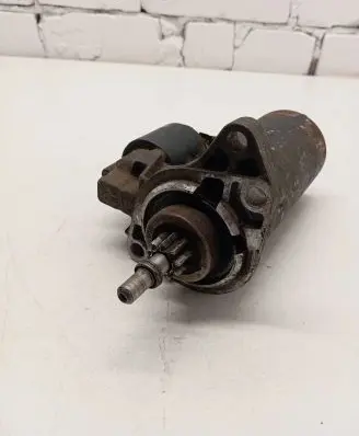 Volkswagen Transporter - Caravelle T4 Starter motor 068911023G