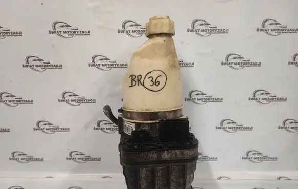 Opel Astra H Power steering pump 13292554