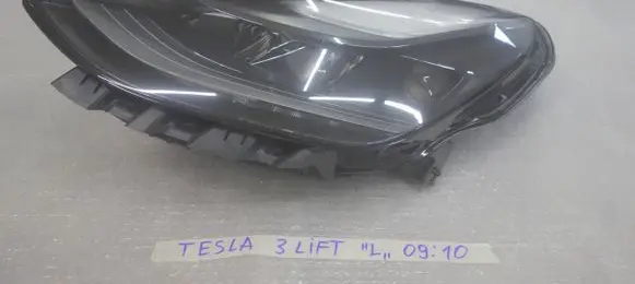 Tesla Model 3 Headlight/headlamp 151495200C 01531951
