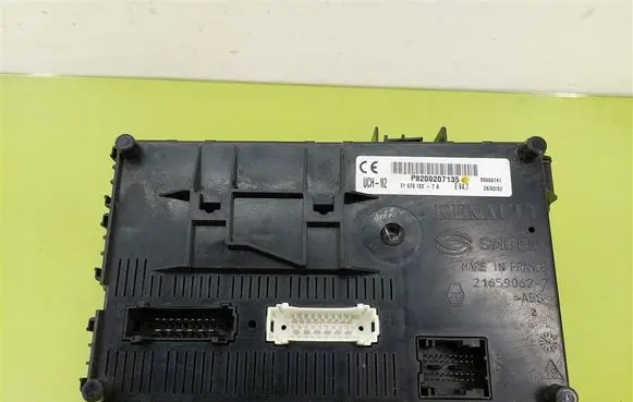 Renault Clio II Comfort/convenience module P8200207135