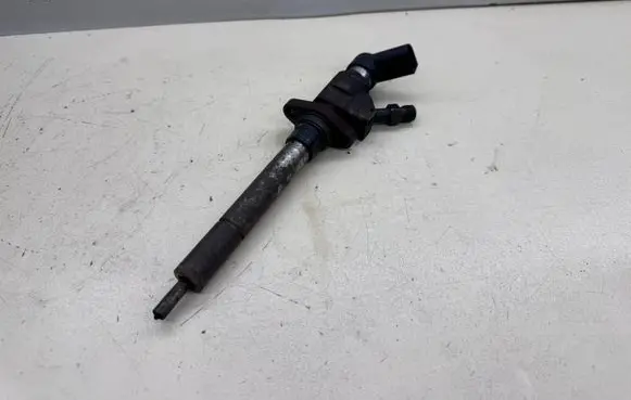 Fuel injector