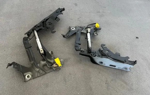 Audi Q5 SQ5 FY Engine bonnet/hood hinges 80A823301B 80A823302B