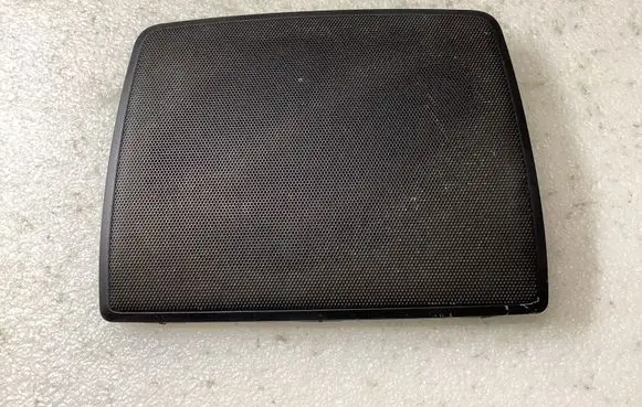 Volvo XC90 Dash center speaker trim cover 30766429