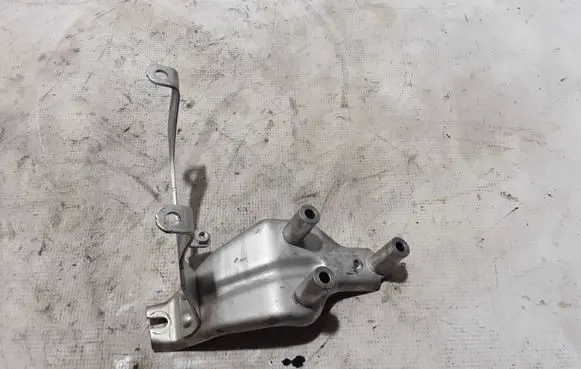 Mercedes-Benz GLE W167 Other engine bay part A6540960045