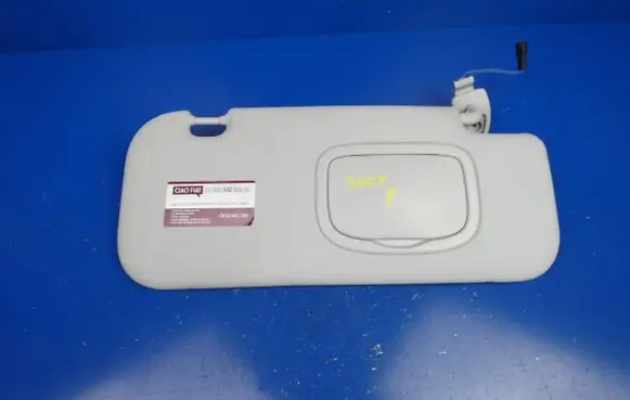 Fiat 500X Sun visor