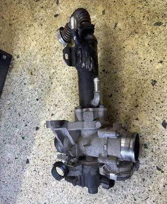 Volvo XC90 Throttle valve