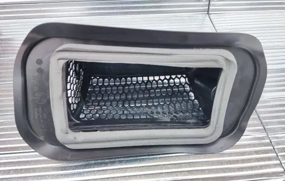BMW X4 G02 Air micro filter air duct channel part 9364882 22359811 9364878