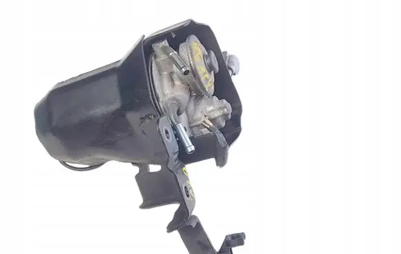 Subaru Legacy Fuel filter housing 