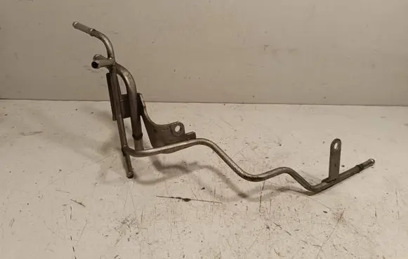 Nissan Navara D40 Fuel line pipe
