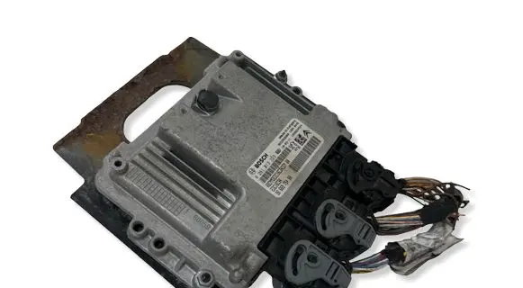Citroen Berlingo Engine control unit/module 0281013329 9666975480 9653958980