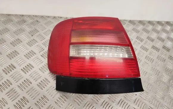 Audi A4 S4 B5 8D Rear/tail lights 289901