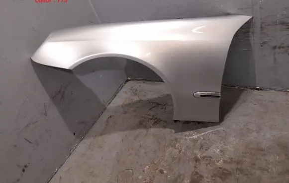 Mercedes-Benz E W211 Fender 2118801318 2118800718 A2118801318