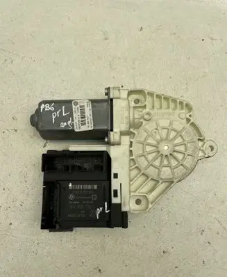 Volkswagen PASSAT B6 Front door window regulator motor F005S00296 1K0959792L 974629103