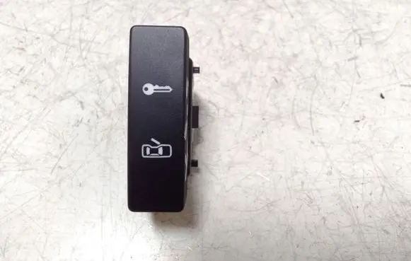 Central locking switch button