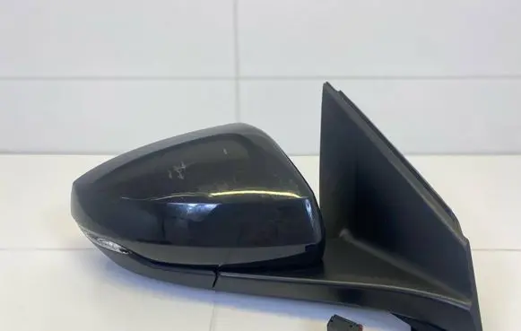 Front door electric wing mirror