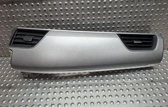 Renault Arkana Side skirt rear trim S26282838 682115049R