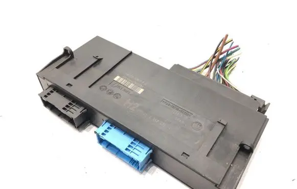 Audi A5 8T 8F Central body control module 696803601