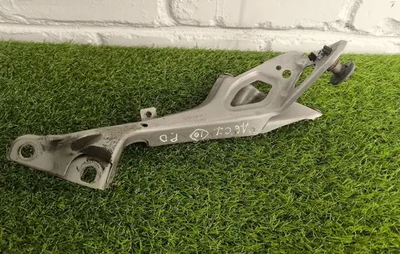 Audi A6 S6 C7 4G Fender mounting bracket 4G0805816
