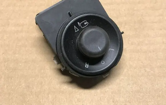 Opel Insignia A Wing mirror switch 13271833