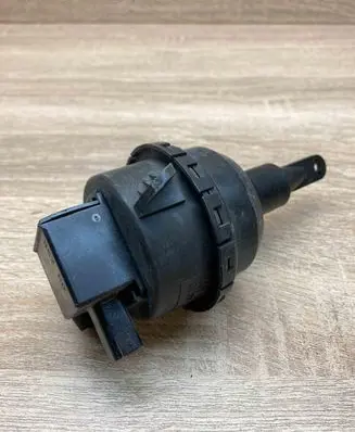 Opel Vectra B Turbo solenoid valve 90586302 2J70030820