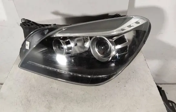Mercedes-Benz SLK R172 Headlight/headlamp A1728203361