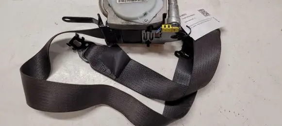 Opel Insignia A Front seatbelt 3063932AA 307421499P10 5010D631X0