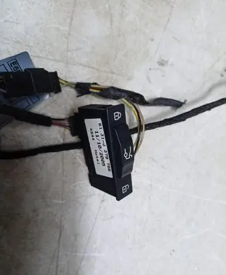 BMW 7 E65 E66 Tailgate/boot open switch button 8379766