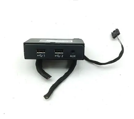 Audi Q7 4M AUX in-socket connector 4M0035736A