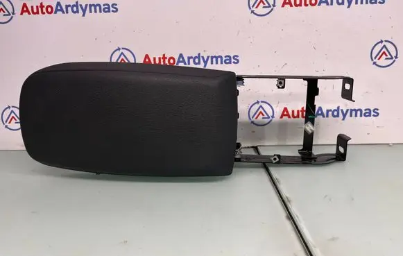 BMW X3 F25 Armrest 9204247 51169204247