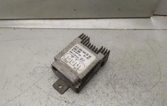 Coolant fan relay
