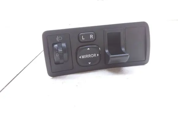 Toyota Corolla E120 E130 Wing mirror switch 183574 777665