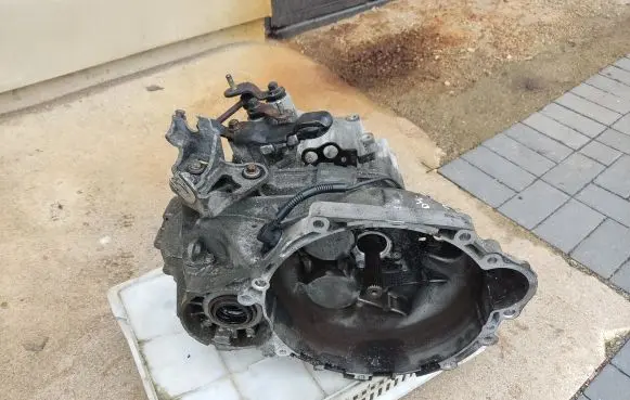 KIA Optima Manual 6 speed gearbox U93J 004482 M6GF2
