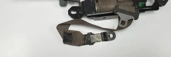 Volvo S80 Front seatbelt 39966469
