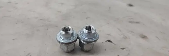 Toyota RAV 4 (XA20) Nuts/bolts 