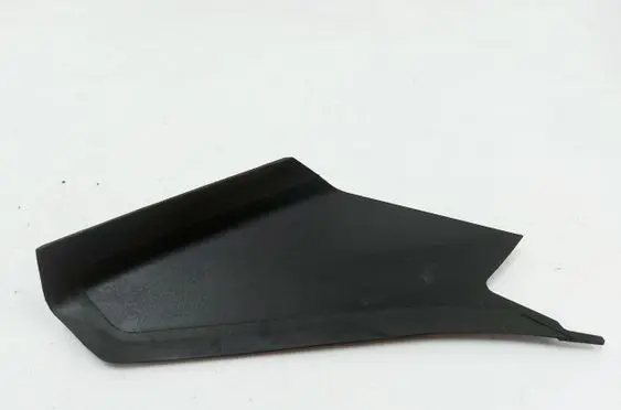 Porsche Taycan 9J1 Rear/tail light trim molding 9J1945425J