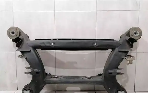 Mercedes-Benz C W205 Rear subframe A2133504903 2053508211