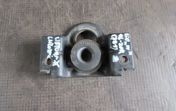 KIA Rio Radiator mount bracket 