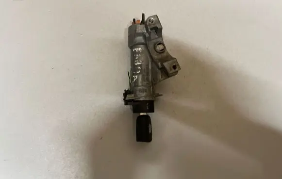 Skoda Fabia Mk2 (5J) Ignition lock 4B0905851C 4B0905849