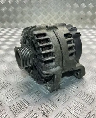 BMW X1 E84 Generator/alternator 7802261